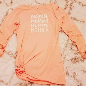 mama - mother tshirt (Lululemon)